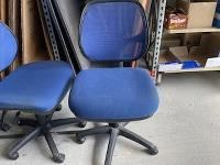 second hand | mesh back task chair blue