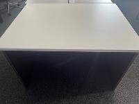 second hand  desk 1200 x 900 white / ironstone