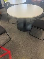 second hand | round table 1200mm - white top / black base